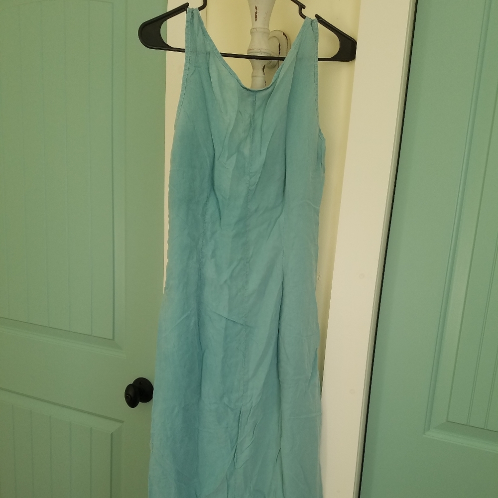 Dress - Picture 2 of 5
